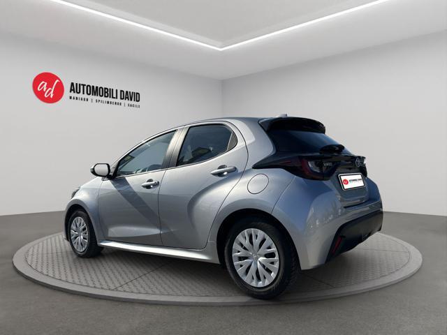 TOYOTA Yaris 1.5 Hybrid 5 porte Business
