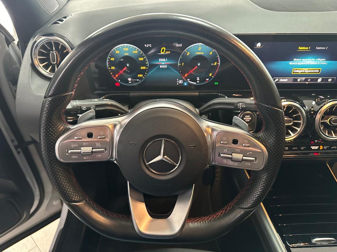 Mercedes-Benz GLA 180 CDI Premium GLA 180 D #8995