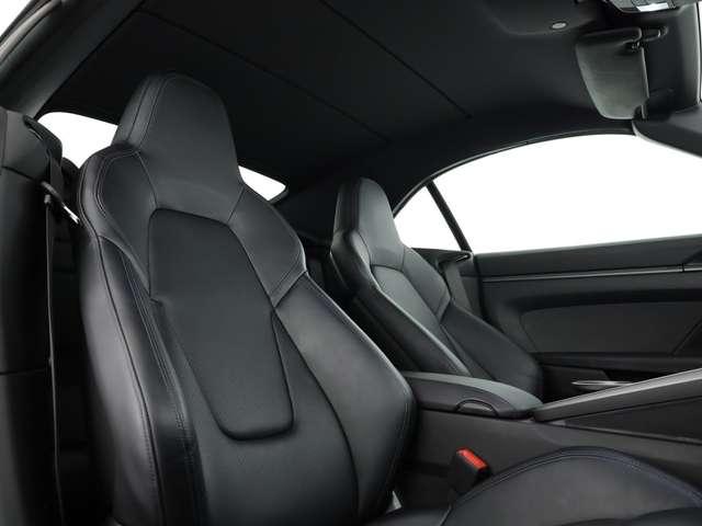 Porsche 992 cabrio 3.0 carrera auto
