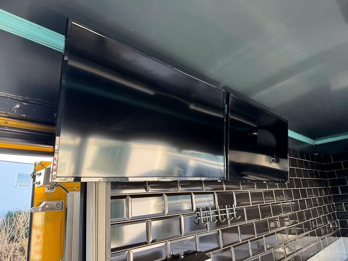 Food truck Mercedes 308 CDI