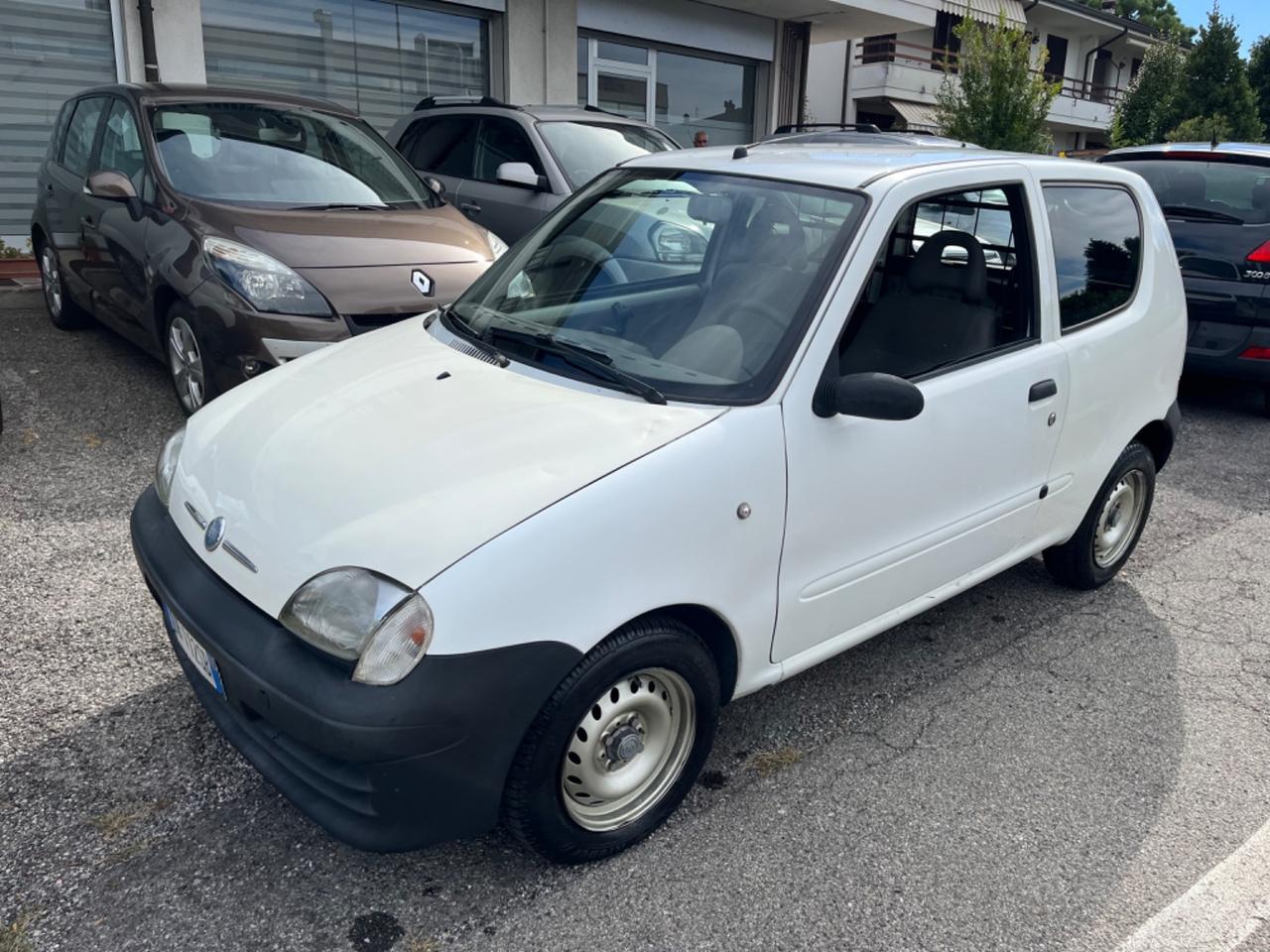 Fiat 600 1.1 Active