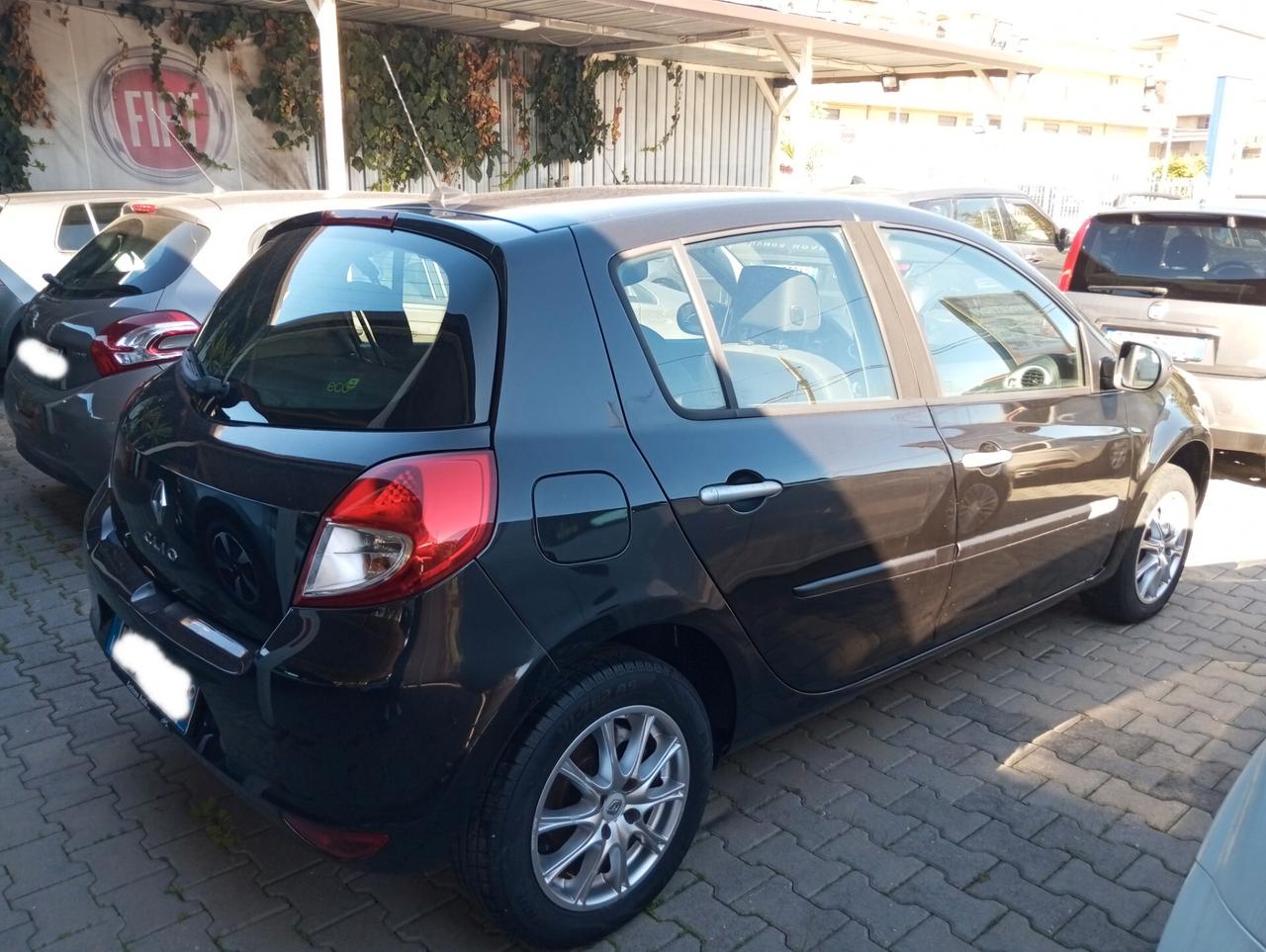 Renault Clio 1.2 16V 5 porte Confort