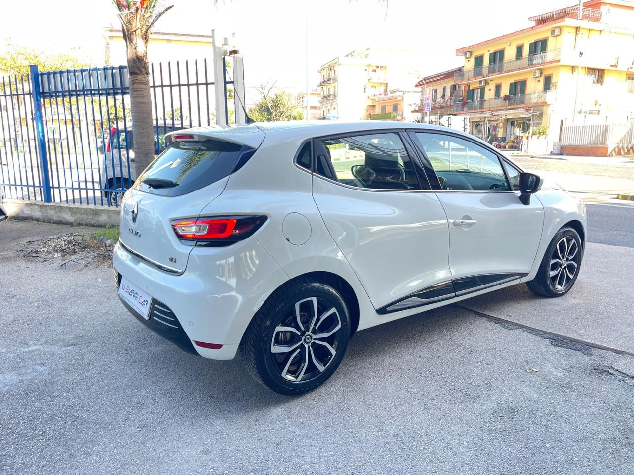 Renault Clio dCi 8V 90CV 5 porte Intens