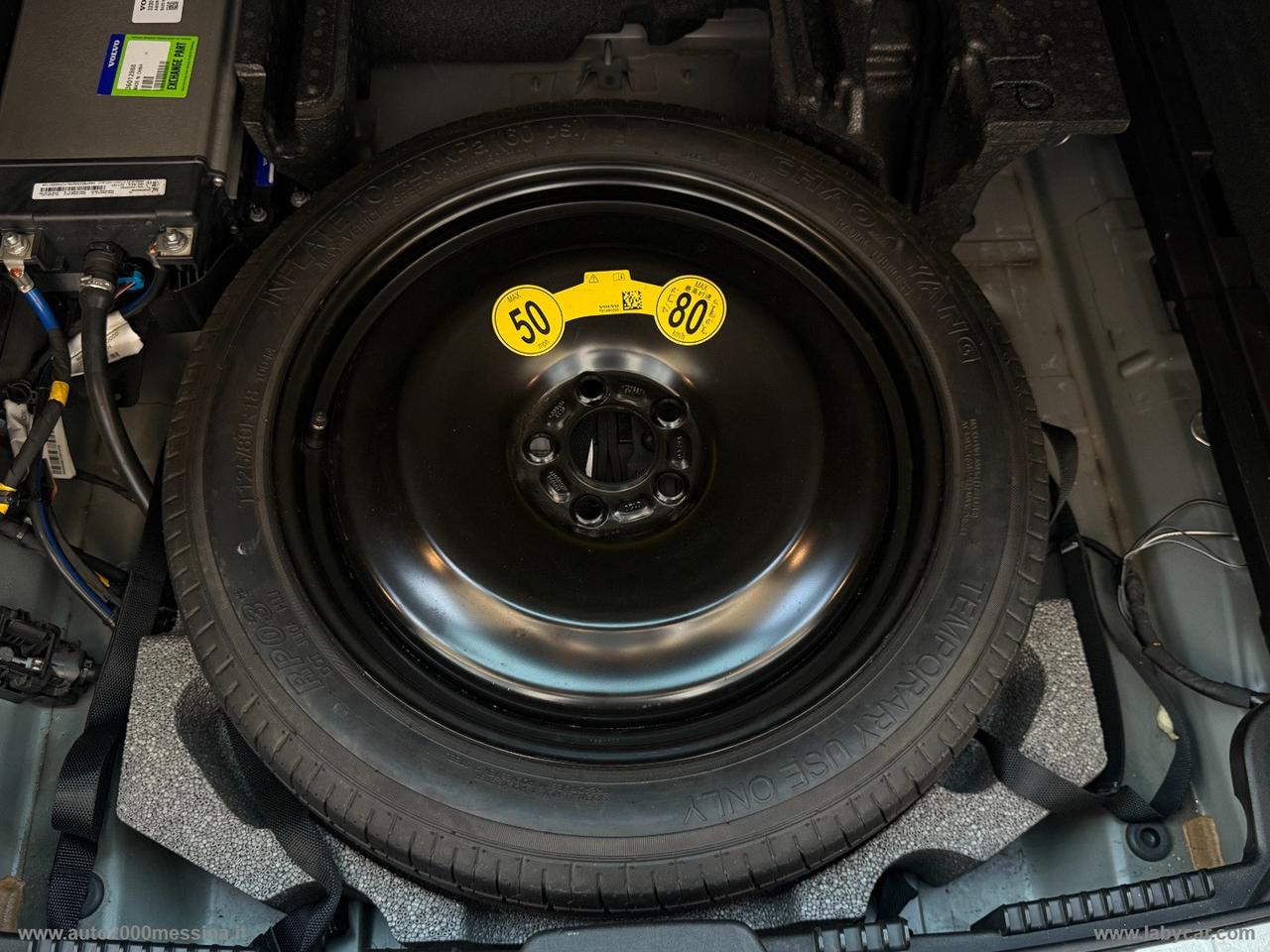VOLVO XC60 B4