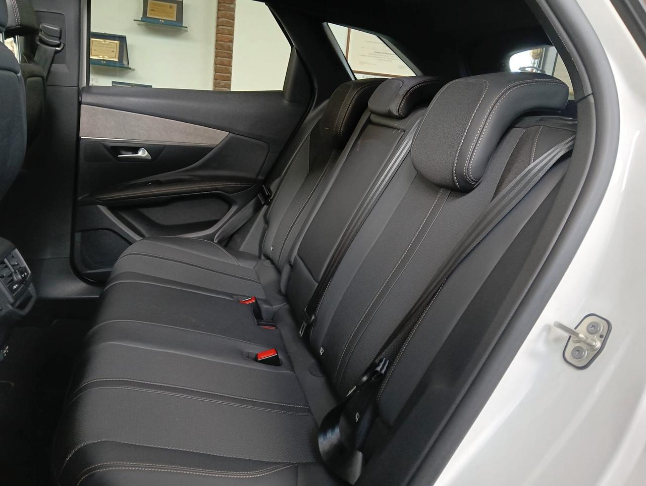 Peugeot 3008 BlueHDi 130 S&S EAT8 GT TETTO
