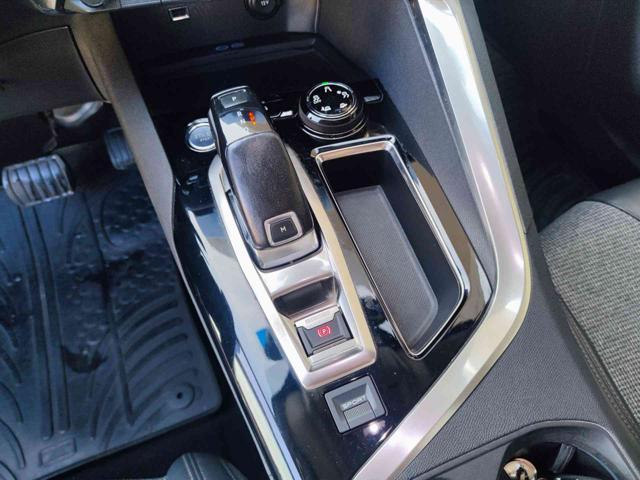 PEUGEOT 3008 BlueHDi 130 S&S EAT8 Allure