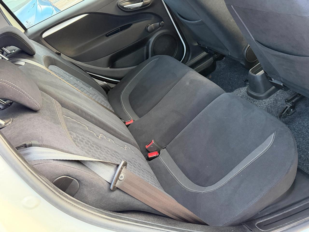 Fiat Punto New 1.3 M.JET 75 cv. 5p LOUNGE (MOTORE DA RIVEDERE)