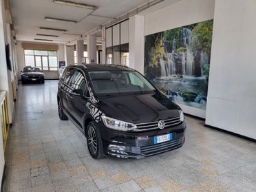 Volkswagen Touran 1.6 TDI 115 CV DSG 7 POSTI, FULL LED, TETTINO, KEYLESS