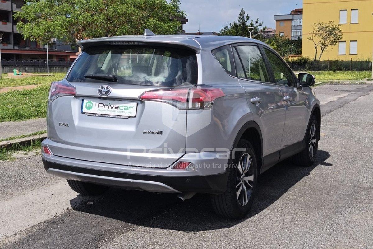 TOYOTA RAV4 2.0 D-4D 2WD Active