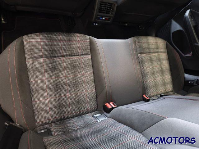 VOLKSWAGEN Golf 2.0 TSI DSG GTI