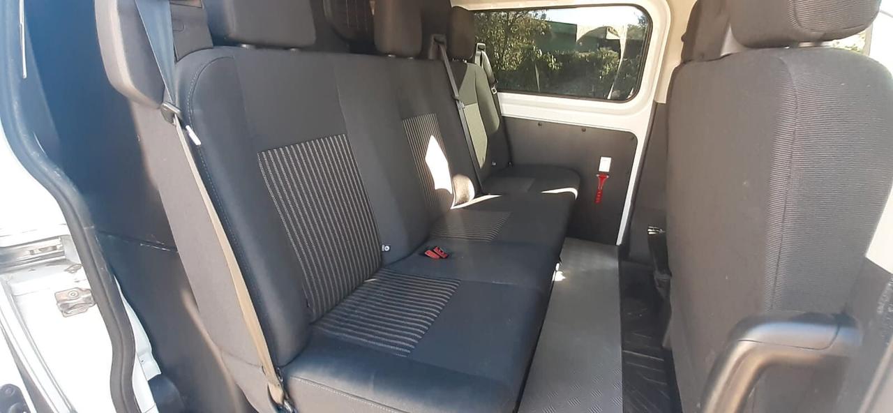 Ford transit custom 2017 - 2.0tdci 6 posti Lb automobili