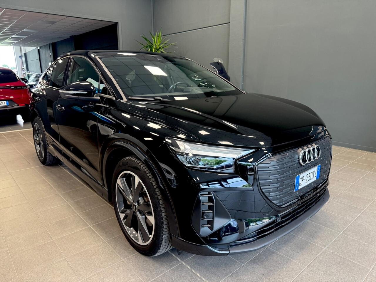 Audi Q4 SPB 35 e-tron Business Advanced