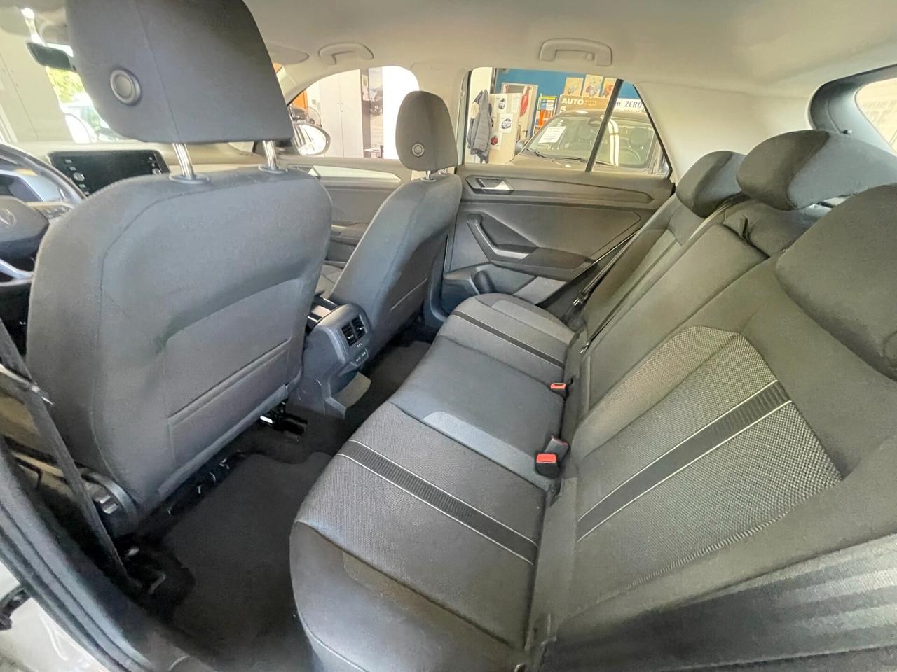 Volkswagen T-Roc 1.5 TSI ACT DSG Business BlueMotion Technology