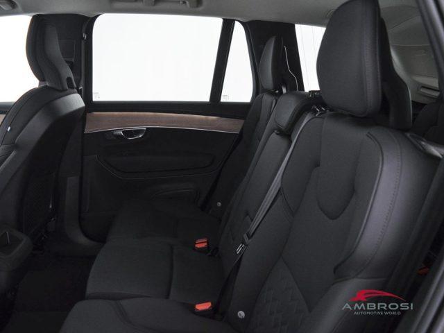 VOLVO XC90 2.0 b5 Plus Bright awd 7p.ti auto