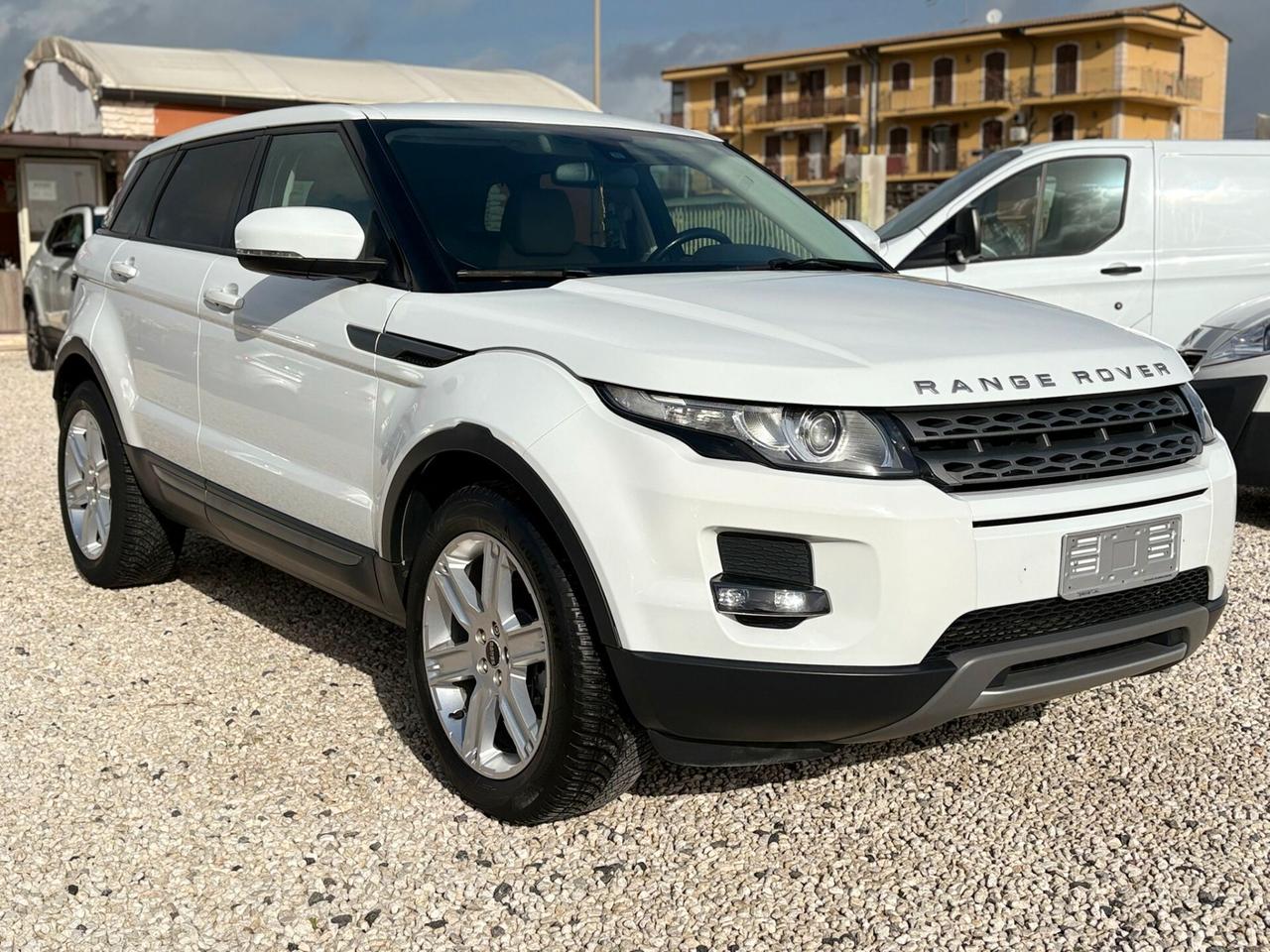Land Rover Range Evoque 2.2 TD4 5p. Prestige