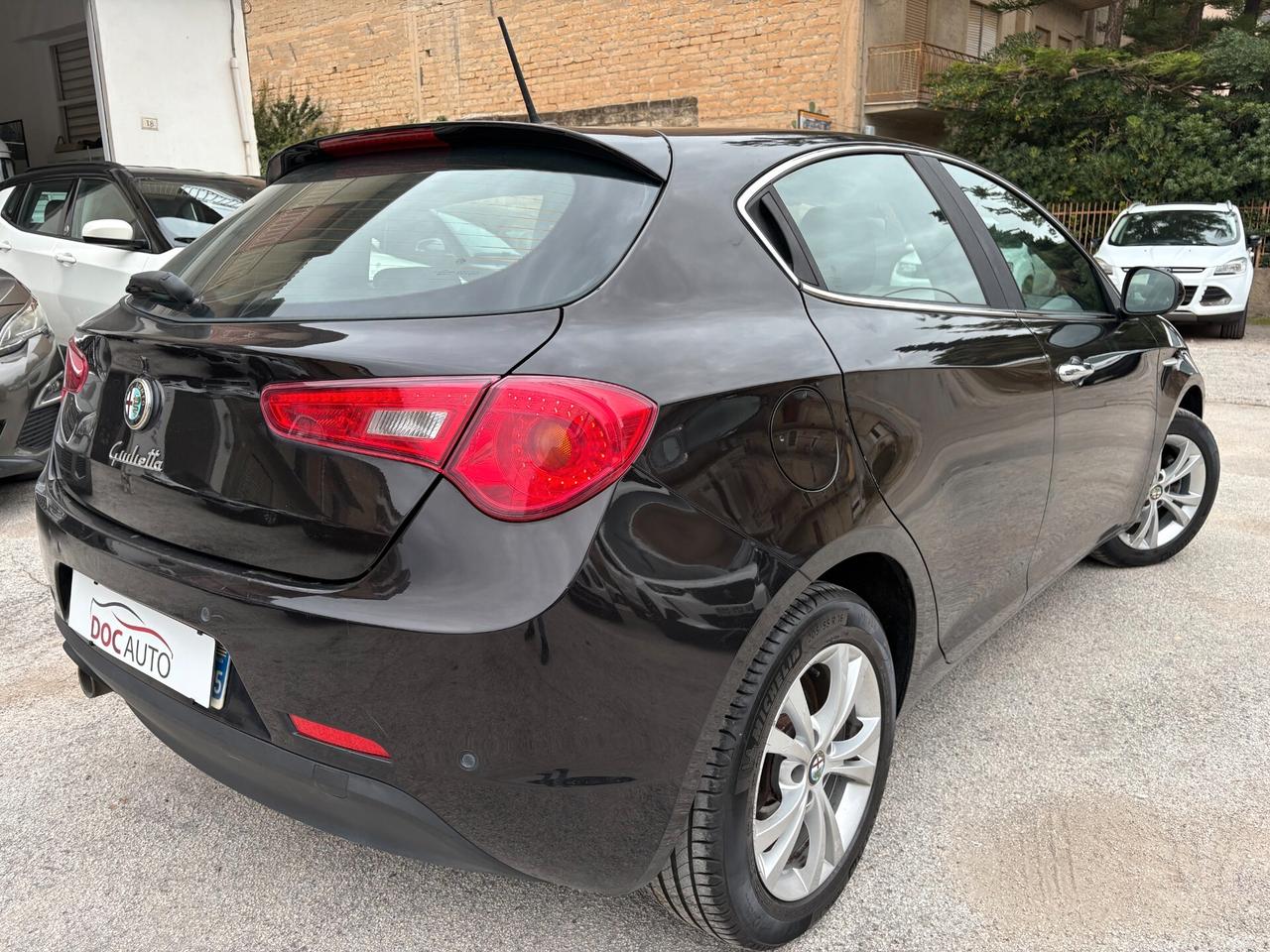 Alfa Romeo Giulietta 1.6 JTDm-2 105 CV Distinctive