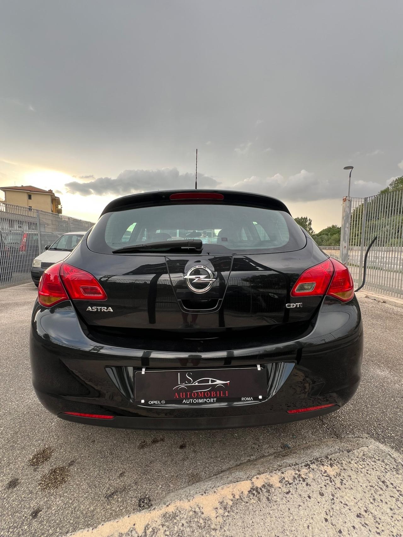 Opel Astra 1.7 CDTI 110CV EcoFLEX S&S 5 porte Cosmo