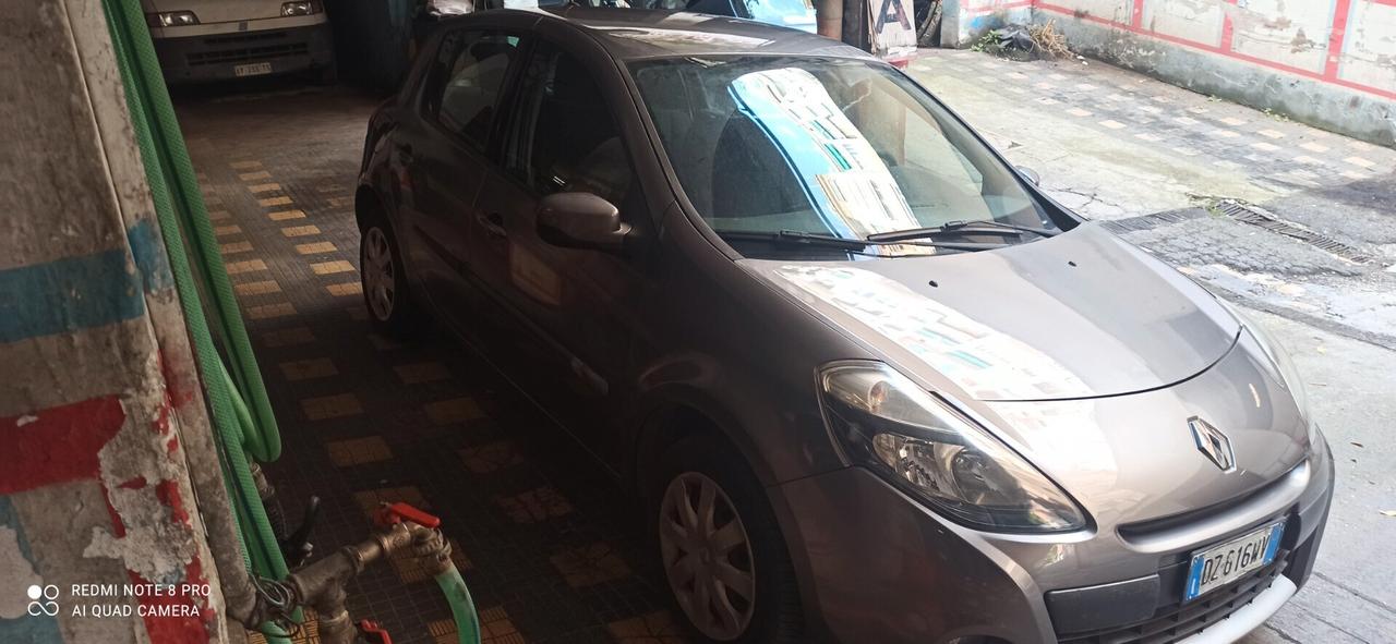 Renault Clio 1.2 16V 5 porte Luxe