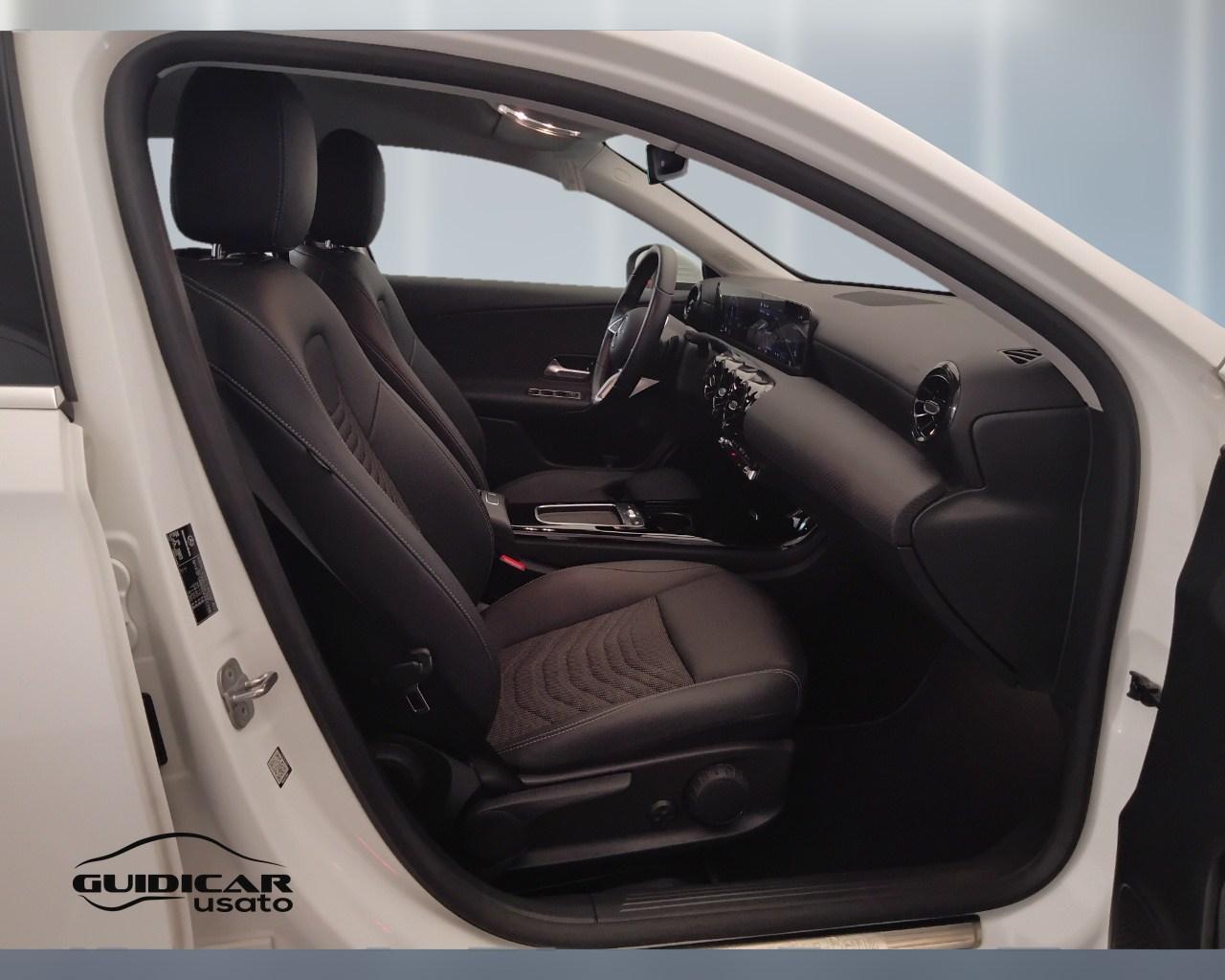 Mercedes-Benz Classe A - W177 2023 - A 180 d Advanced auto