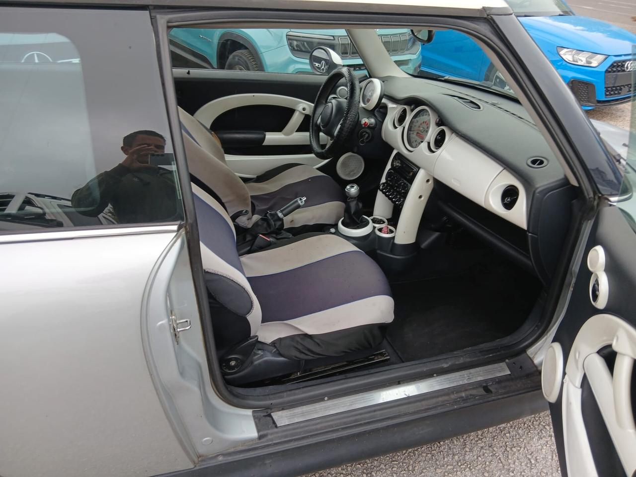 Mini 1.6 16V One GPL