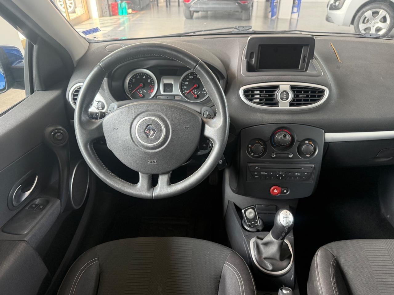 Renault Clio 1.2 16V 5 porte GPL Dynamique ok neopatentati