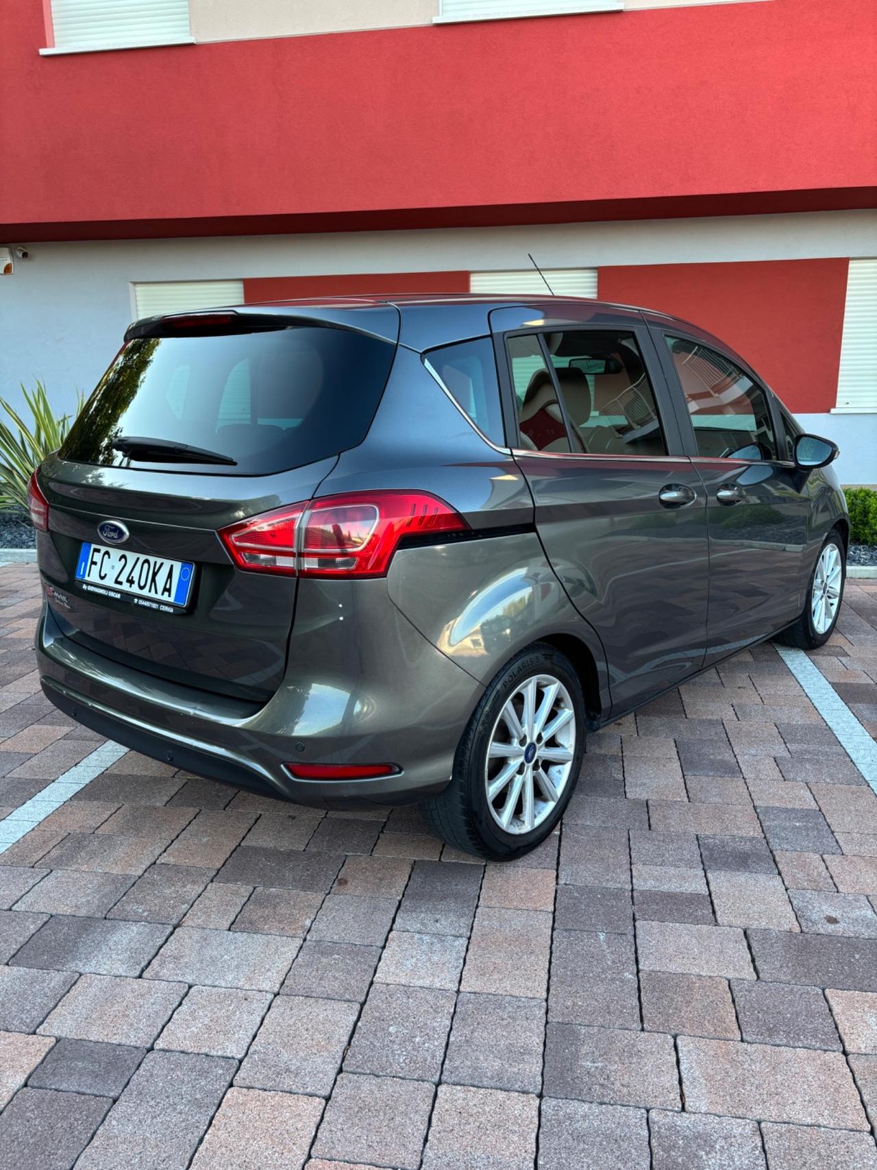 Ford B-Max 1.4 GPL Titanium