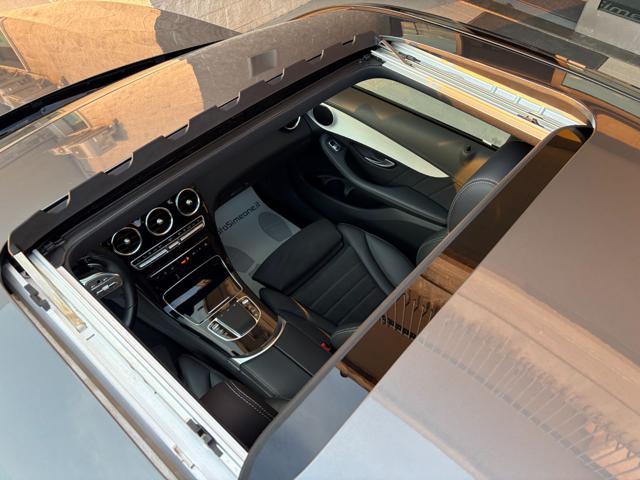 MERCEDES-BENZ GLC 300 de 4Matic Plug-in hybrid Coupé Premium Plus.