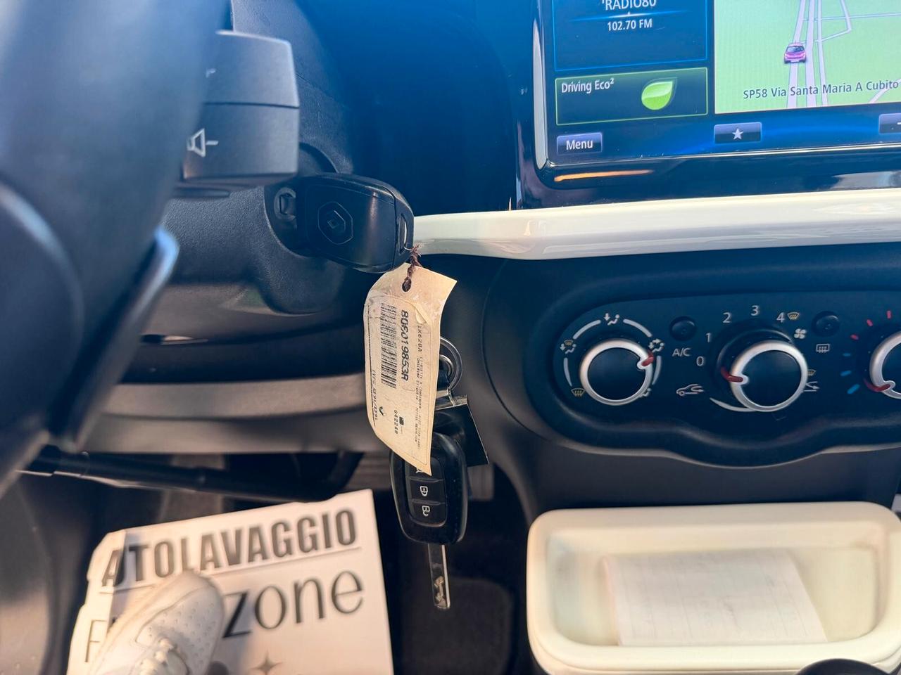 RENAULT TWINGO 1.0 BENZINA 70CV AUTOMATICA