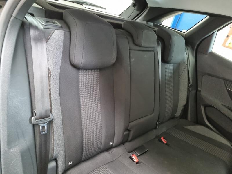 PEUGEOT 3008 BlueHDI 130 EAT8 S/S Active Business