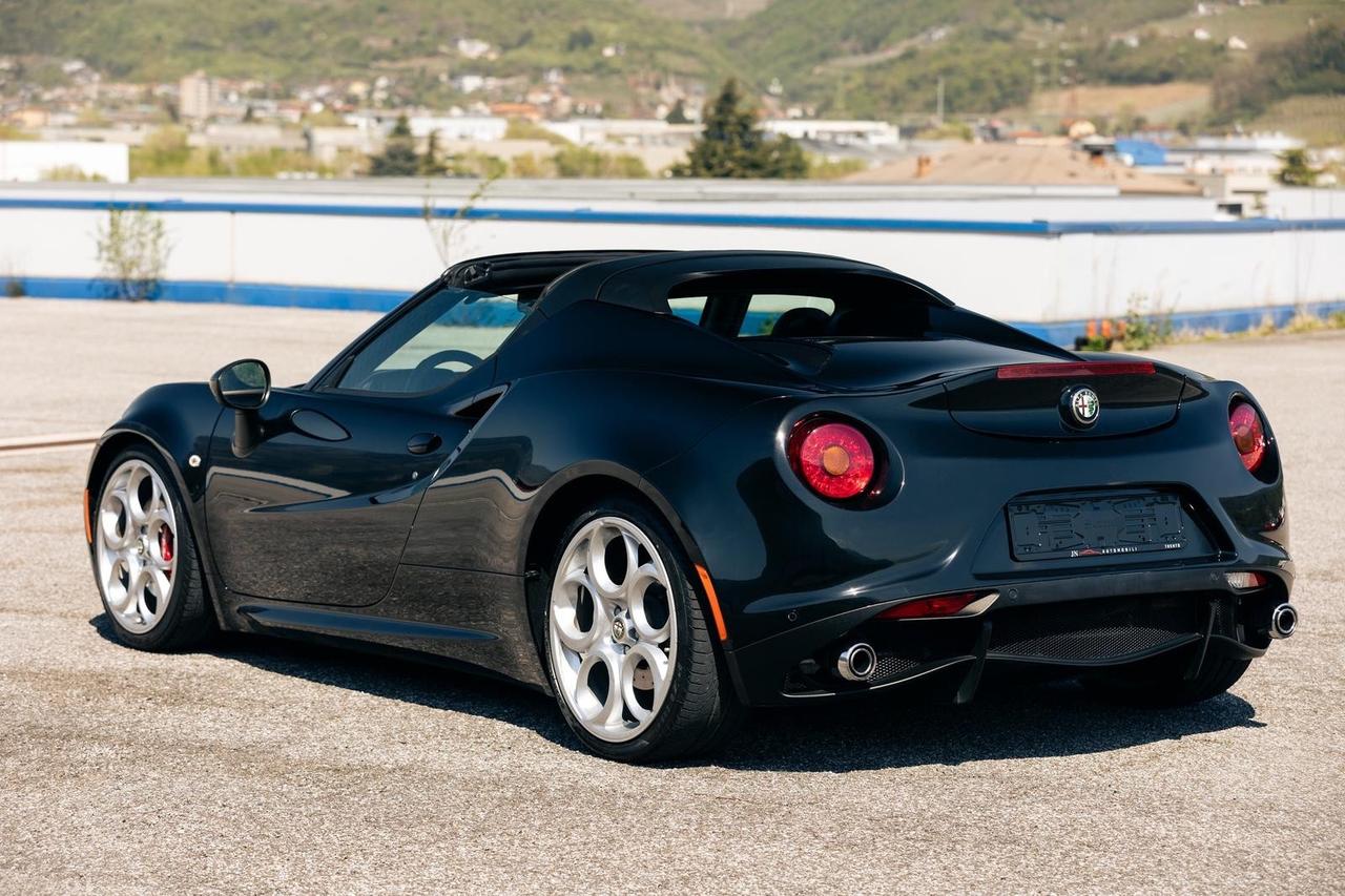 Alfa Romeo 4C 1750 TBi Spider