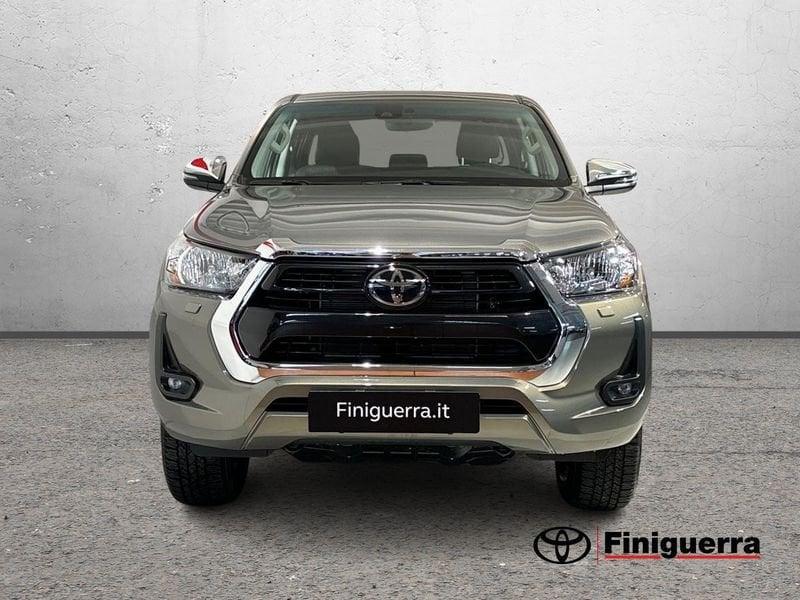 Toyota Hilux 2.8 D 4WD 4 porte Double Cab Lounge