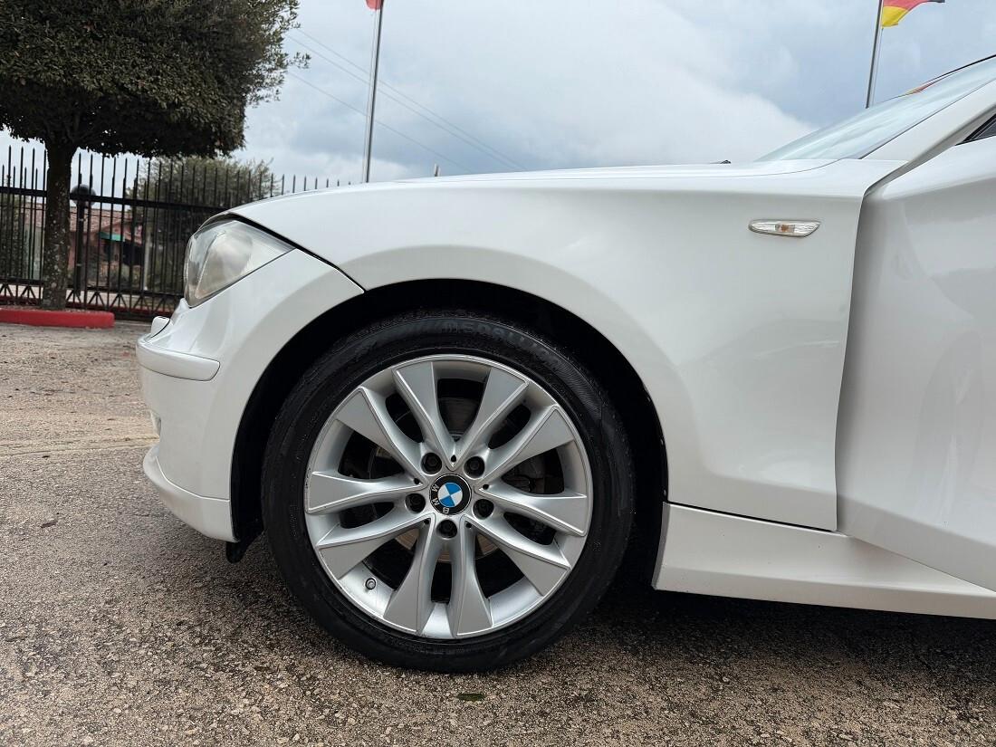 Bmw 120 120d cat 5 porte Futura AUTOMATICO
