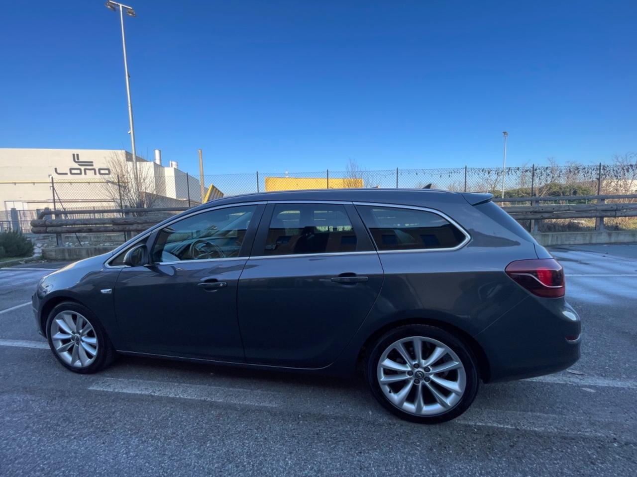 Opel Astra 1.4 Turbo 140CV Sports Tourer Elective