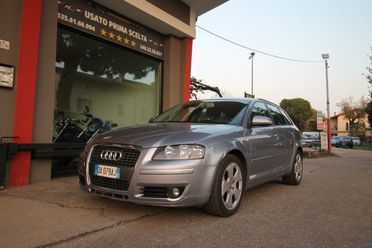 AUDI A3 SPB 2.0 16V TDI quattro Ambition
