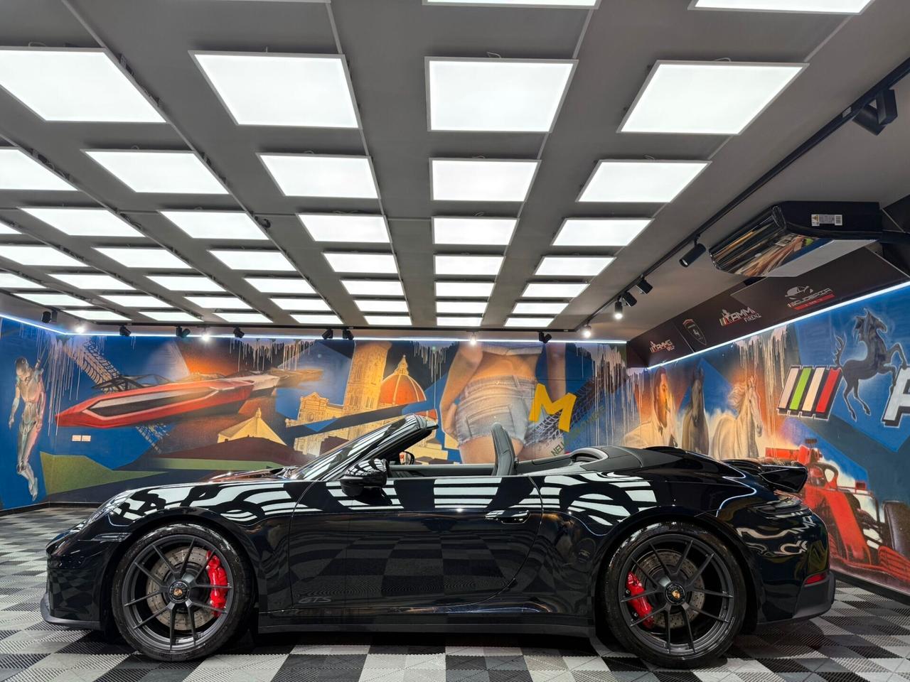 Porsche 992 992.2 Carrera Cabrio GTS