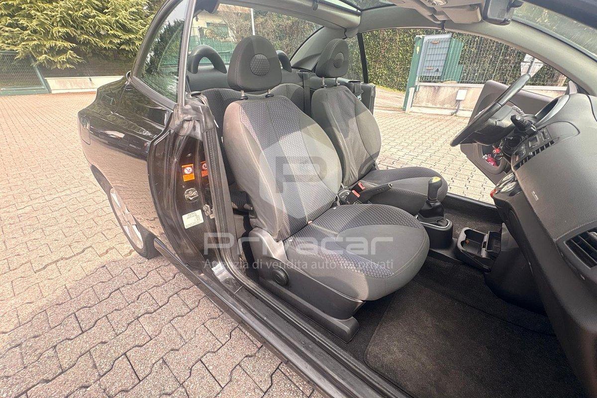 NISSAN Micra C+C 1.4 16V Sport