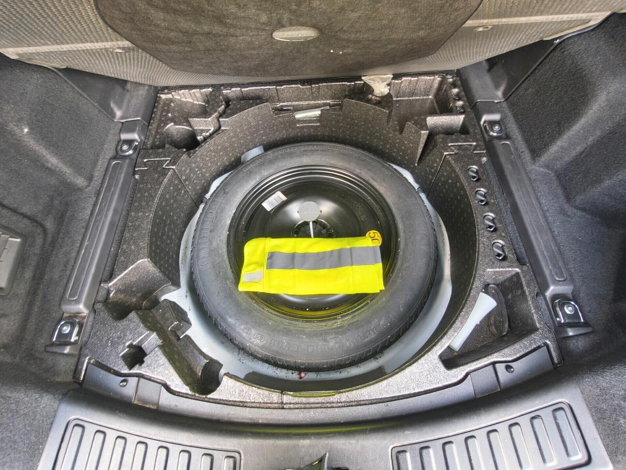 Land Rover Discovery Sport 2.0 150 CV (Distribuzione appena fatta)