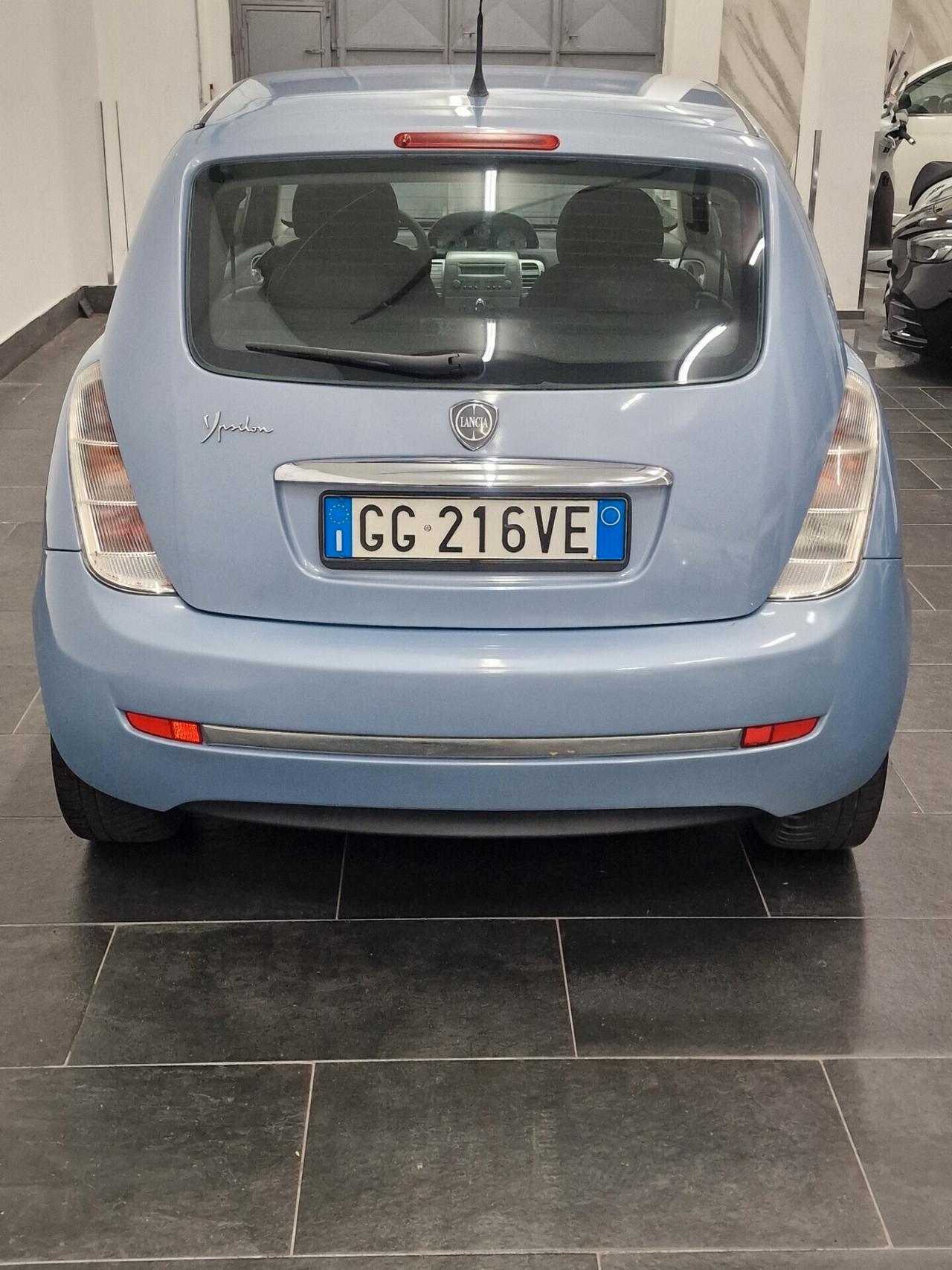 Lancia Ypsilon 1.2 Argento