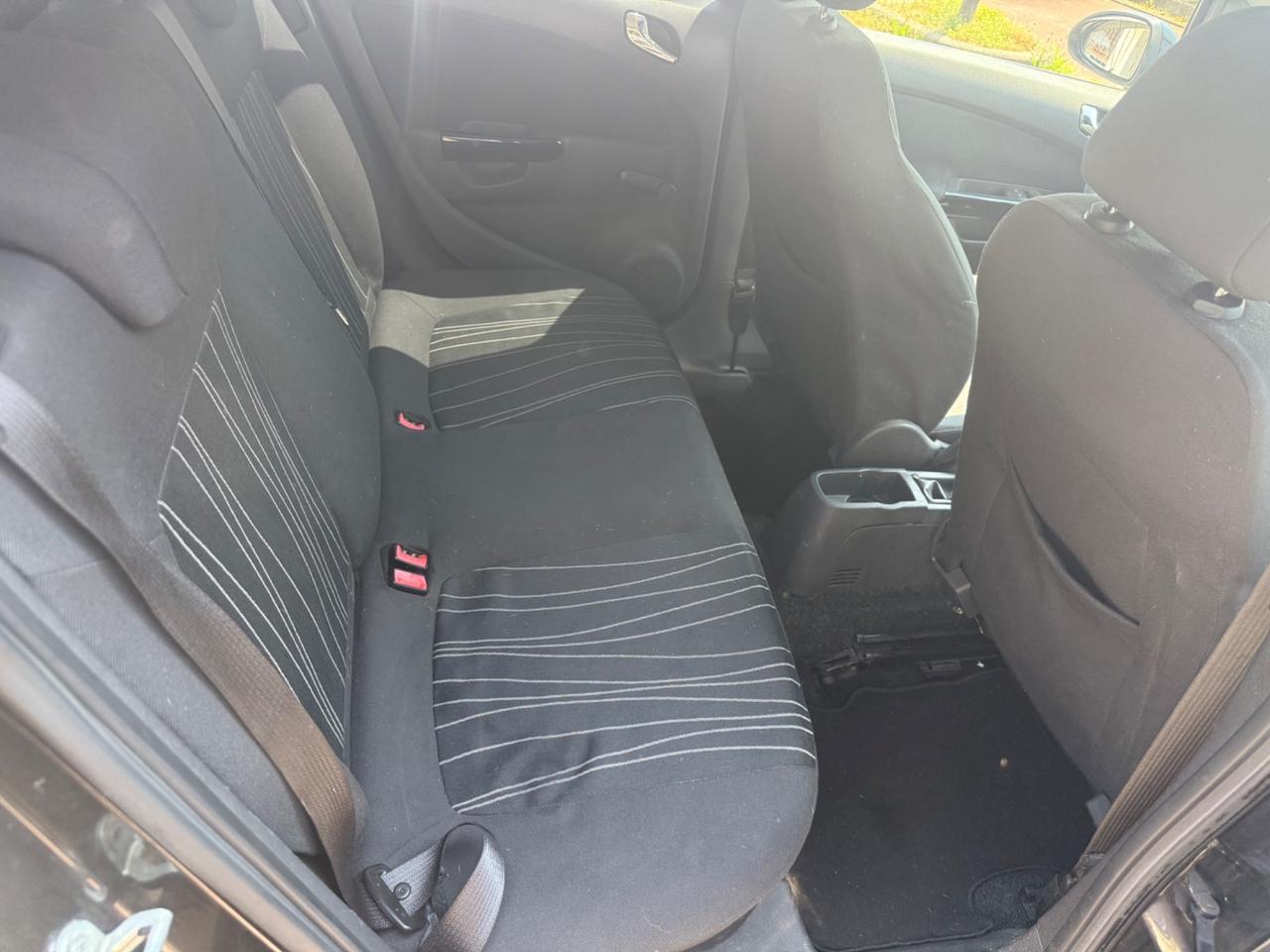 Opel Corsa 1.2 5 porte Club