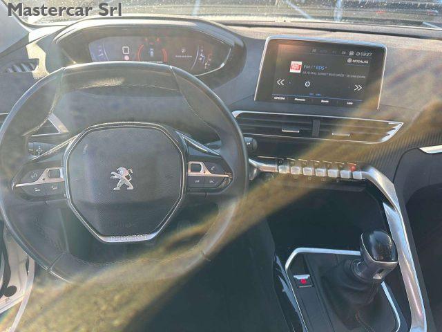 PEUGEOT 3008 3008 1.5 bluehdi Business tg: FT845ET