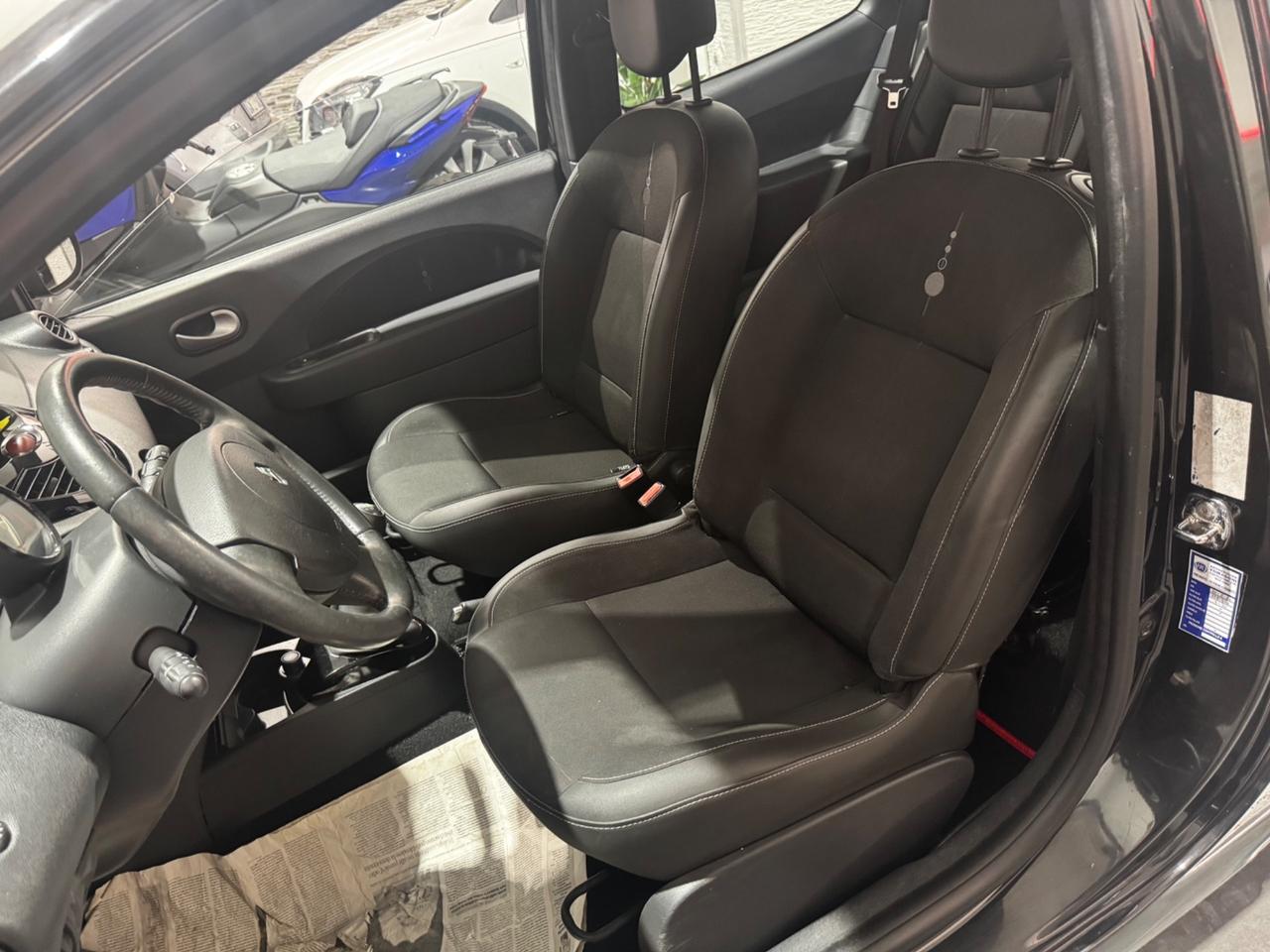 Renault Twingo 1.2 16V Live