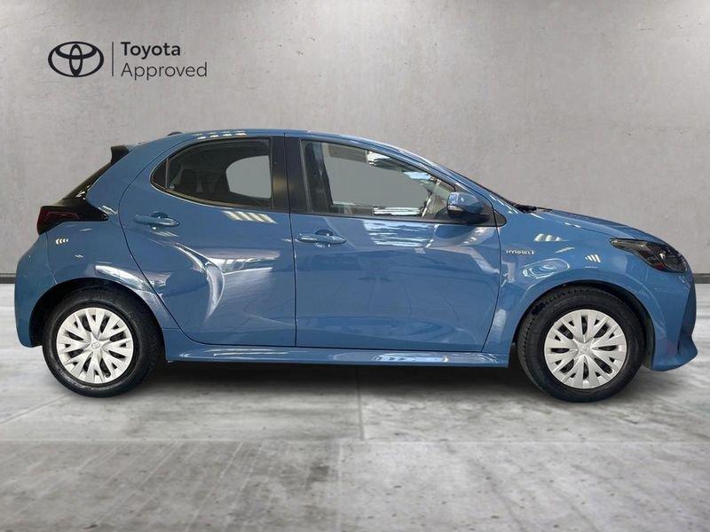 Toyota Yaris Hybrid Active MY21