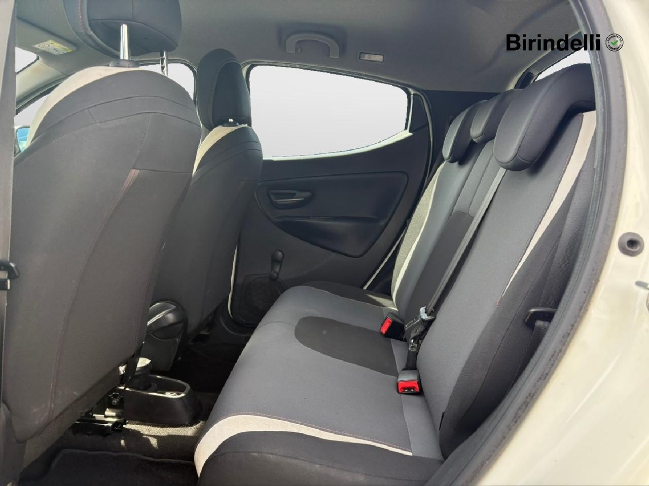 LANCIA Ypsilon 3ª serie - Ypsilon 1.2 69 CV 5 porte Elefantino