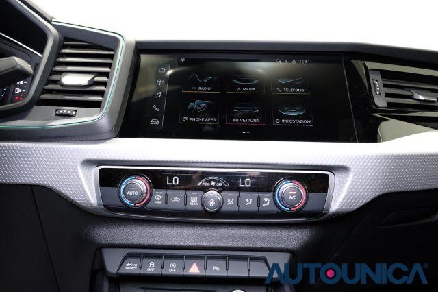 AUDI A1 CITYCARVER 30 TFSI S TRONIC IDENTITY CONTRAST
