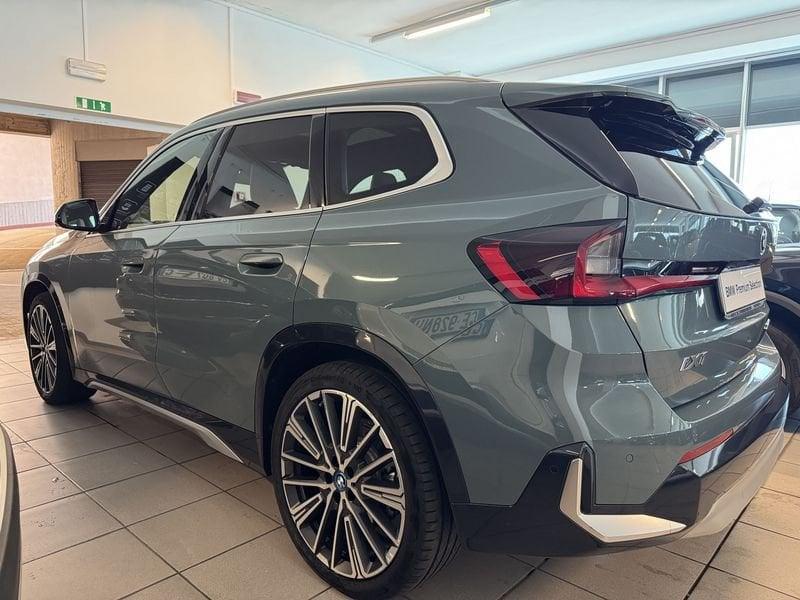 BMW iX1 xDrive 30