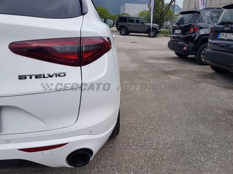 Alfa Romeo Stelvio Stelvio 2.2 t Veloce Q4 210cv auto