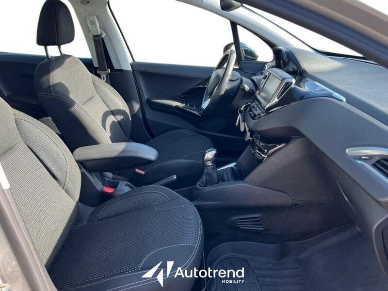 Peugeot 208 1.6 BlueHDi 75 CV 5 porte NAVI Allure