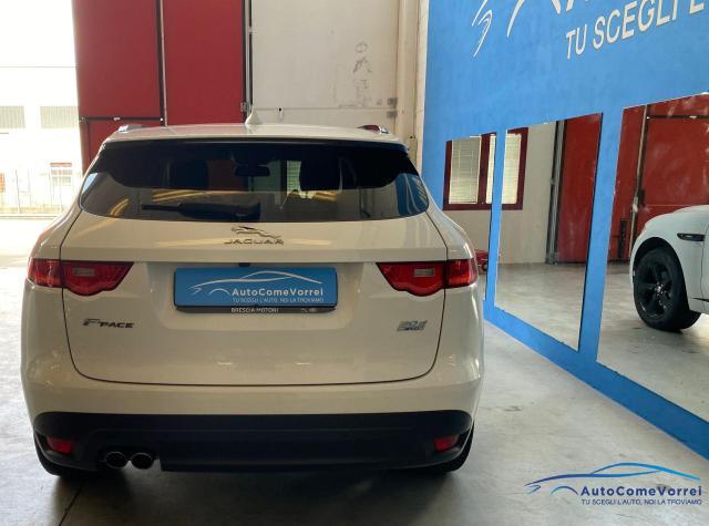 Jaguar F-Pace 2.0d 180 CV AWD Aut. R-Sport – IN ARRIVO –