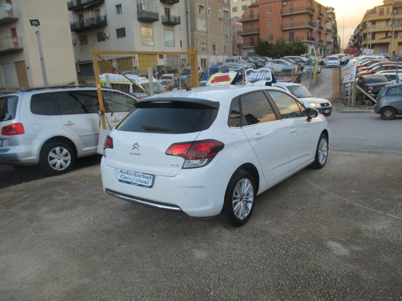 Citroen C4 1.6 HDI 100 CV FULL OPTIONAL 2016