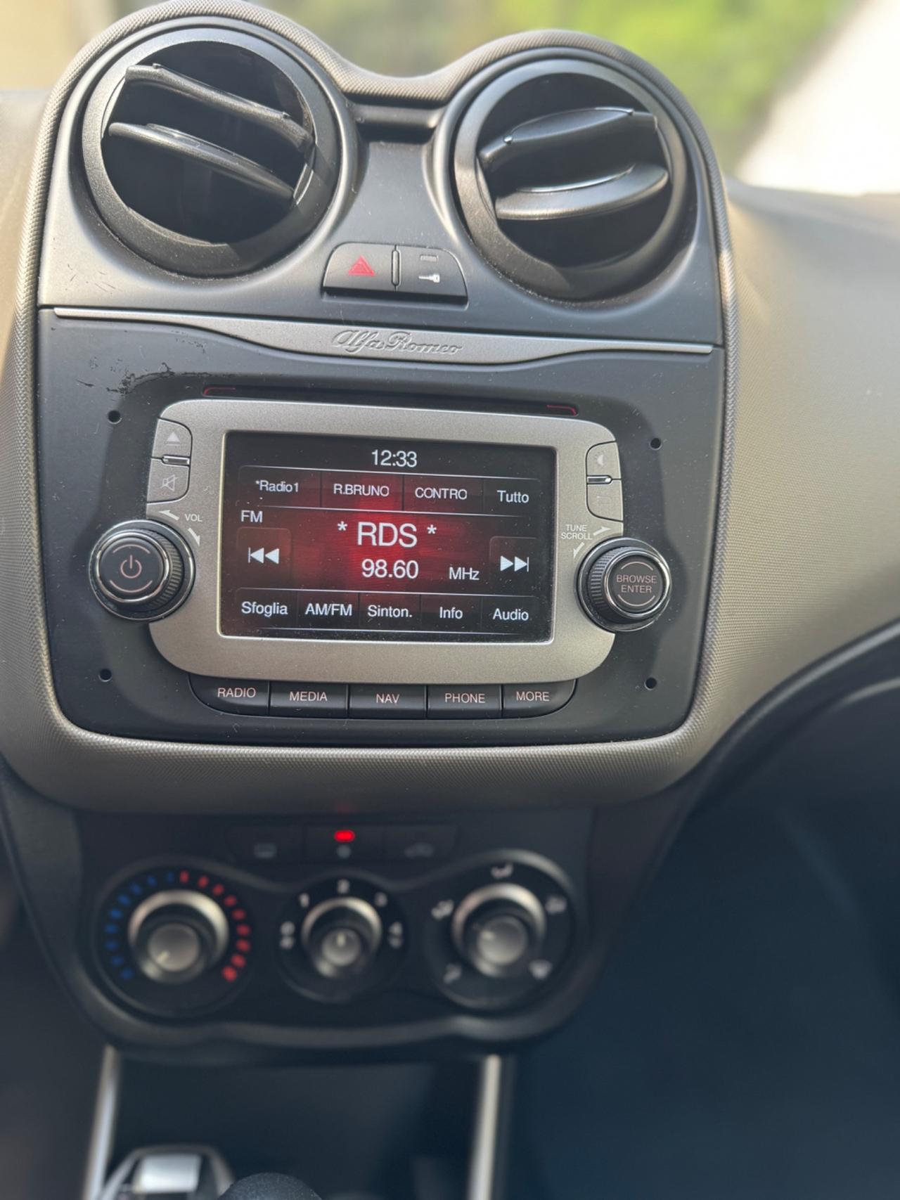 Alfa Romeo MiTo 1.4 TURBO BENZINA CAMBIO AUTOMATICO